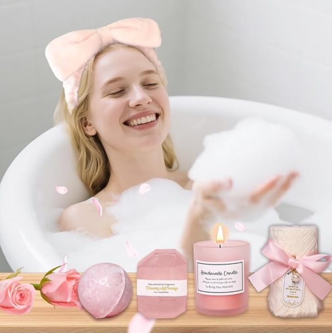 cutie cadou deluxe pentru femei 11 piese de ingrijire si relaxare cadou inedit si practic roz 23